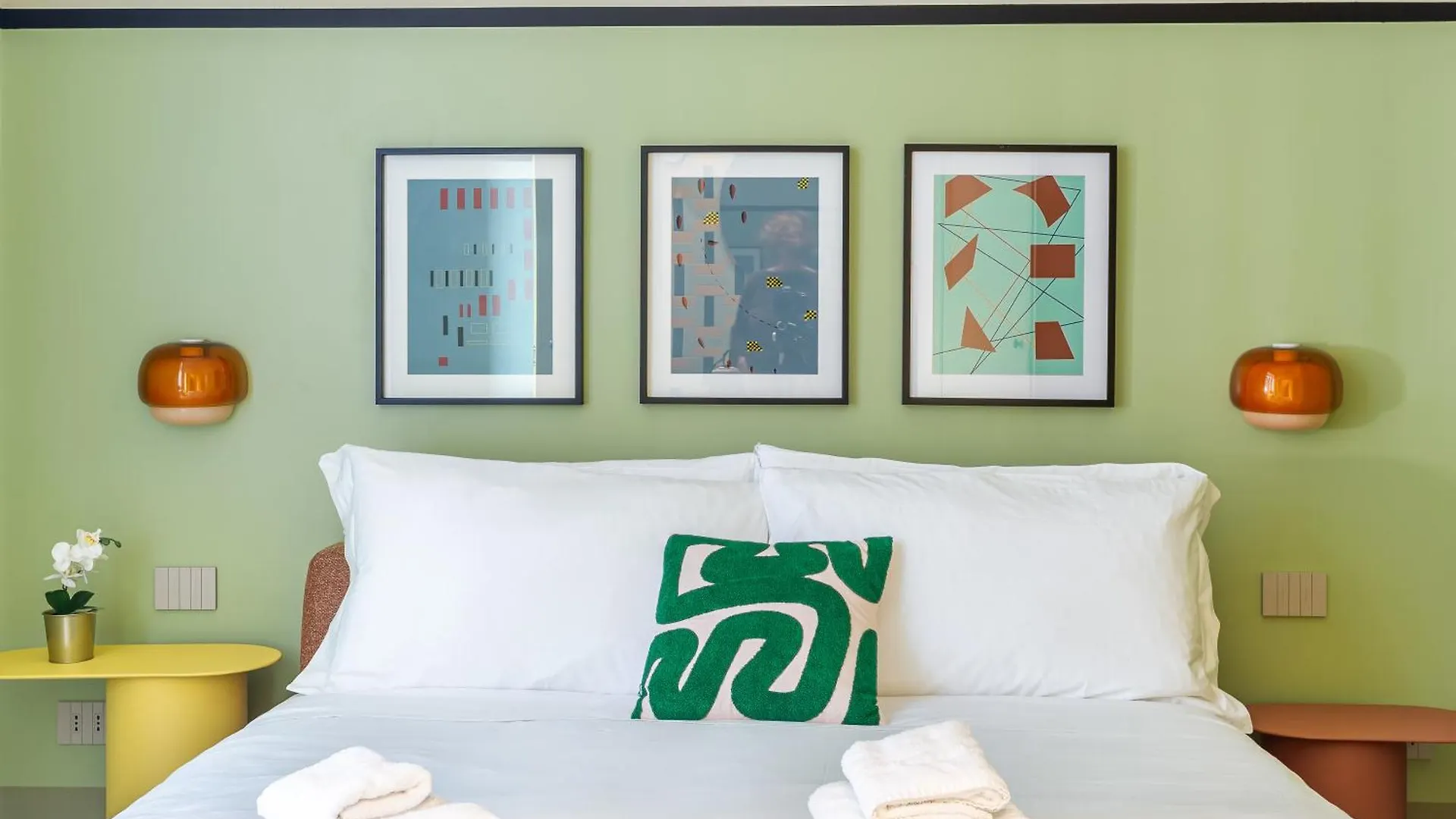Iflat Colorful New Apartment In Esquilino Rome