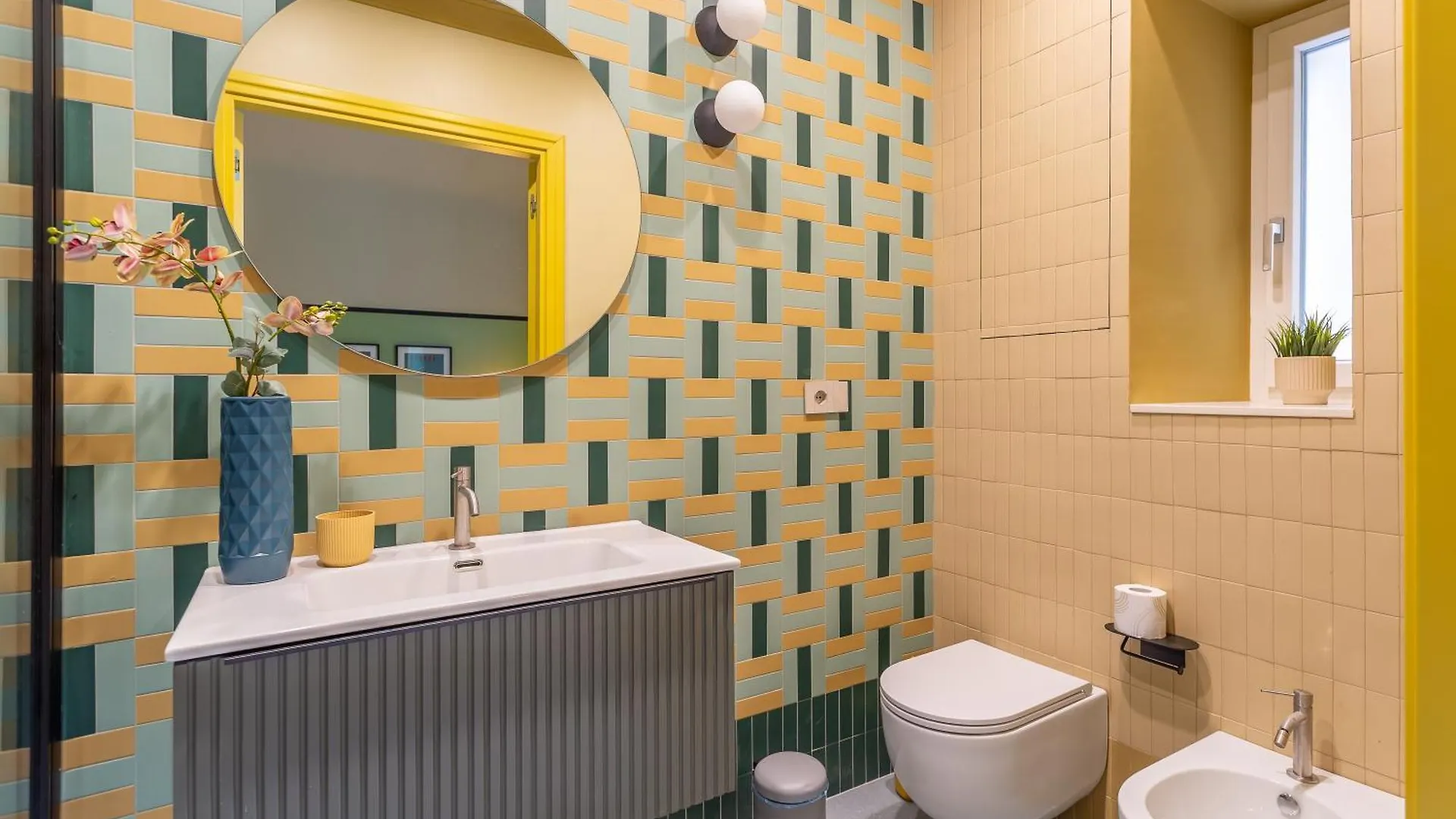 Iflat Colorful New Apartment In Esquilino Rome Italy