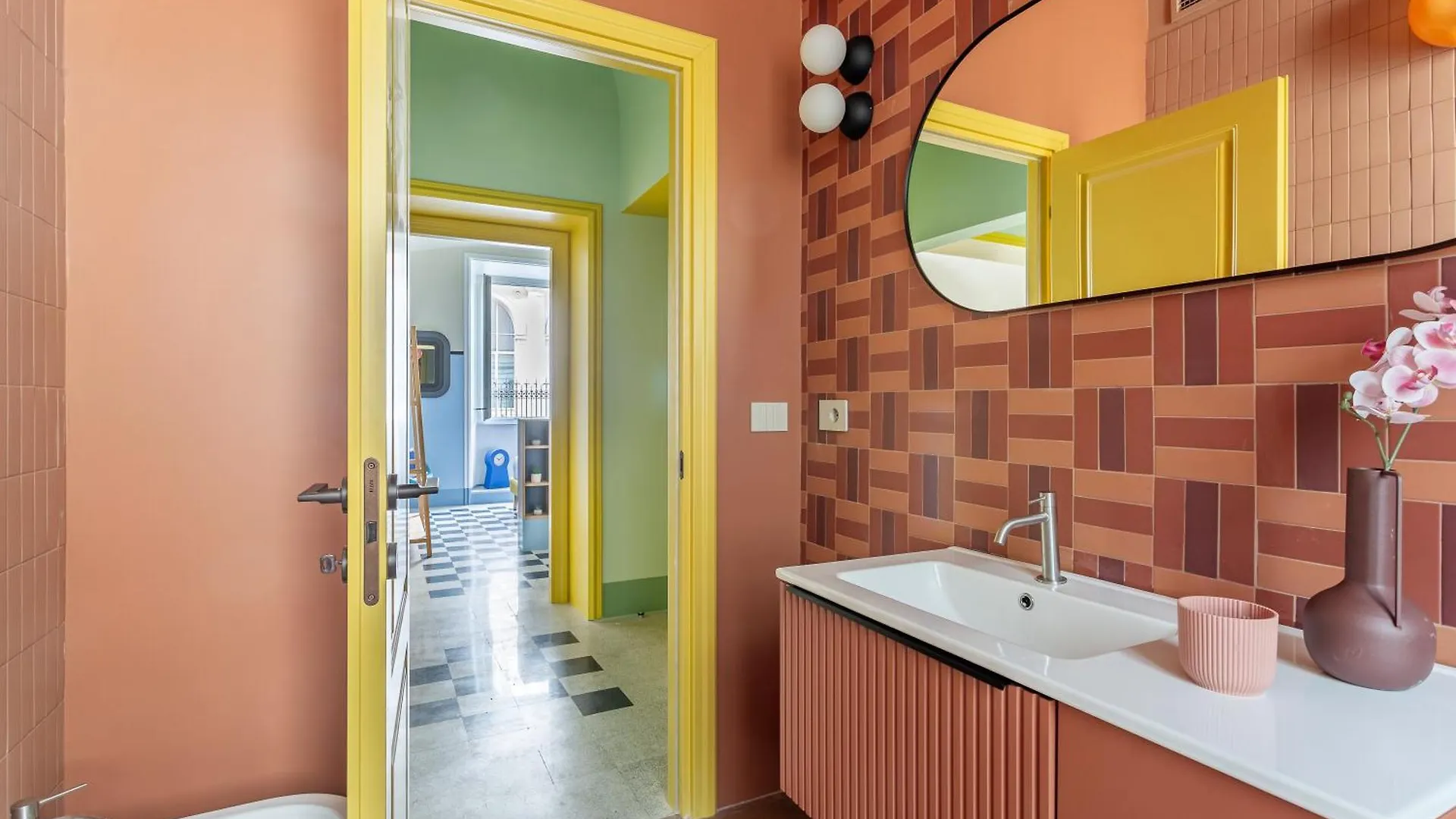 Iflat Colorful New Apartment In Esquilino Rome